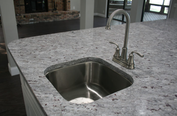 Bacca Bianca with Stainless Steel Sink