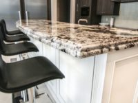 Delicatus White Countertop Bar